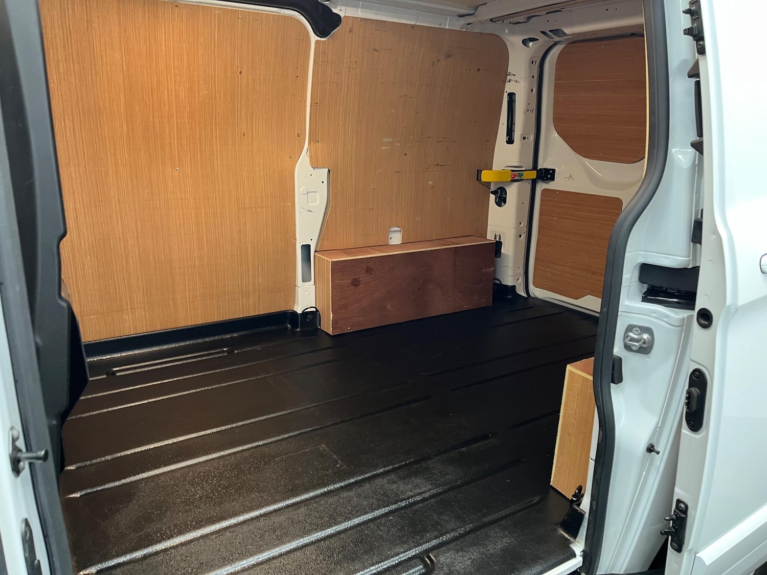 Used Ford Transit Custom 2022 for sale - 76689623: Photo 18