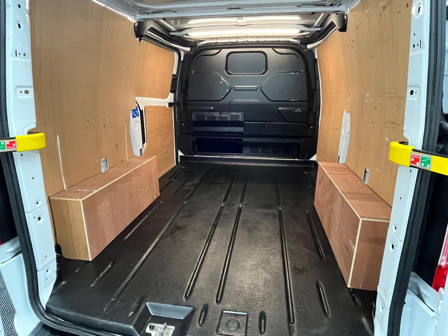 Used Ford Transit Custom 2022 for sale - 76689623: Photo 19