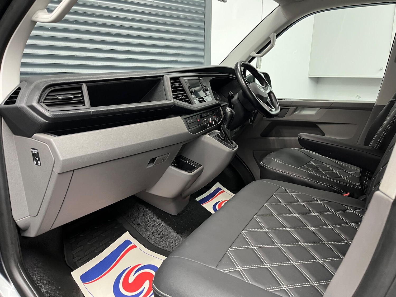 Used Volkswagen Transporter 2023 for sale - 77174420: Photo 13