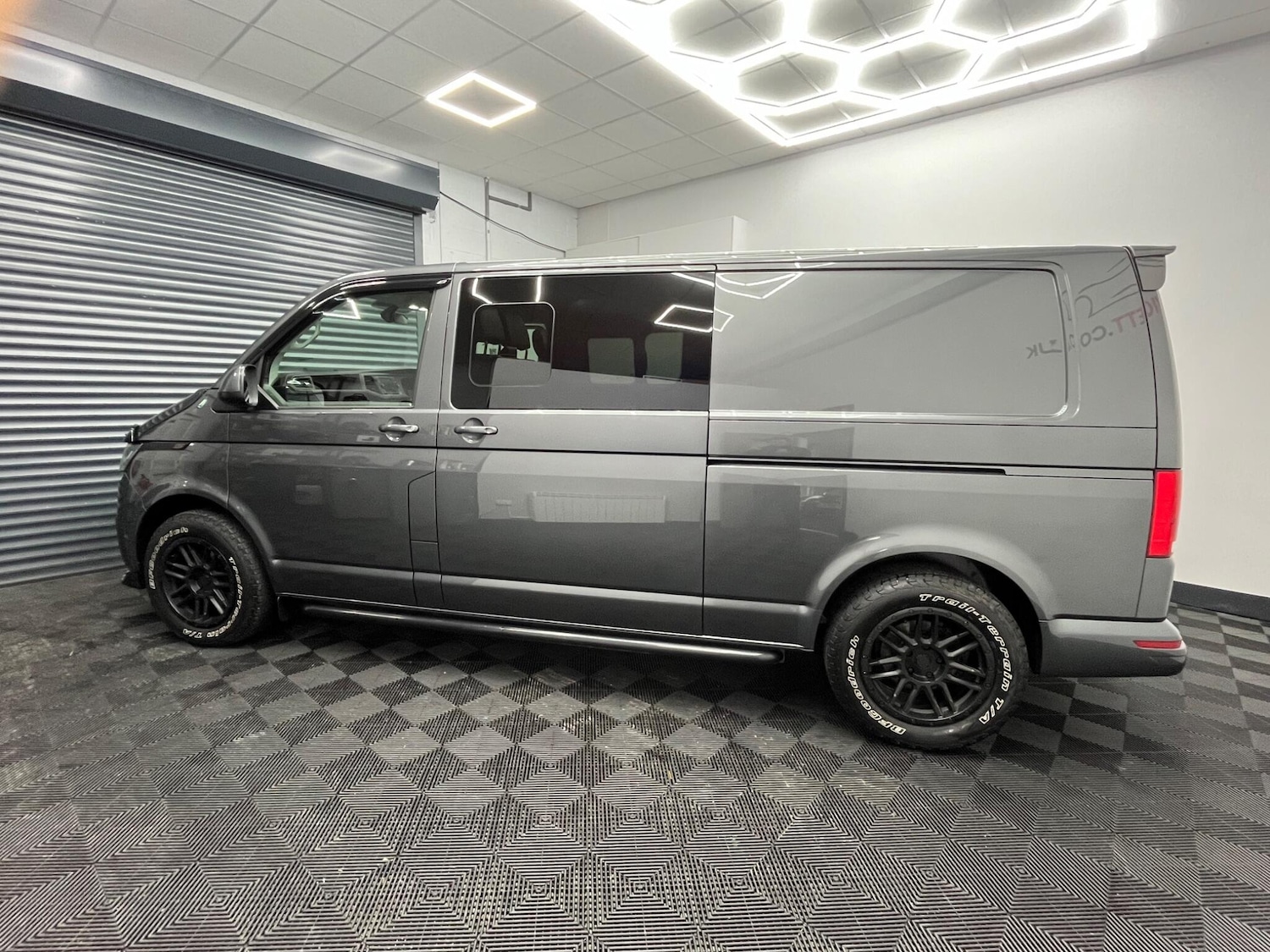 Used Volkswagen Transporter 2023 for sale - 77174420: Photo 4