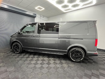 Used Volkswagen Transporter 2023 for sale - 77174420: Photo