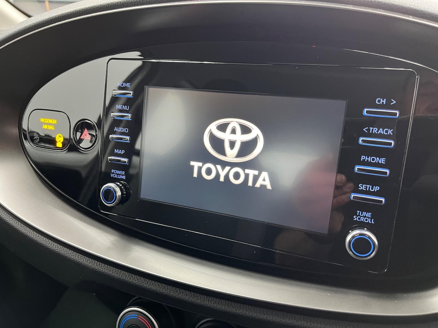 Used Toyota Aygo X 2023 for sale - 78007432: Photo 13