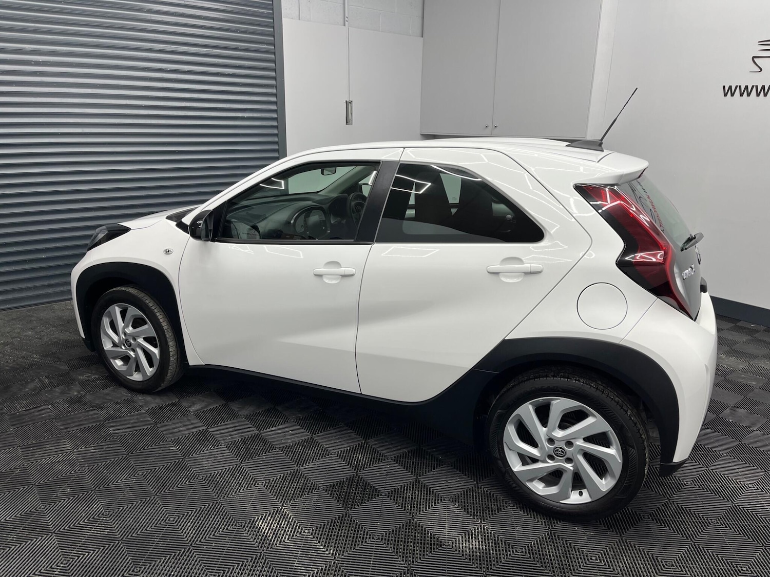 Used Toyota Aygo X 2023 for sale - 78007432: Photo 15