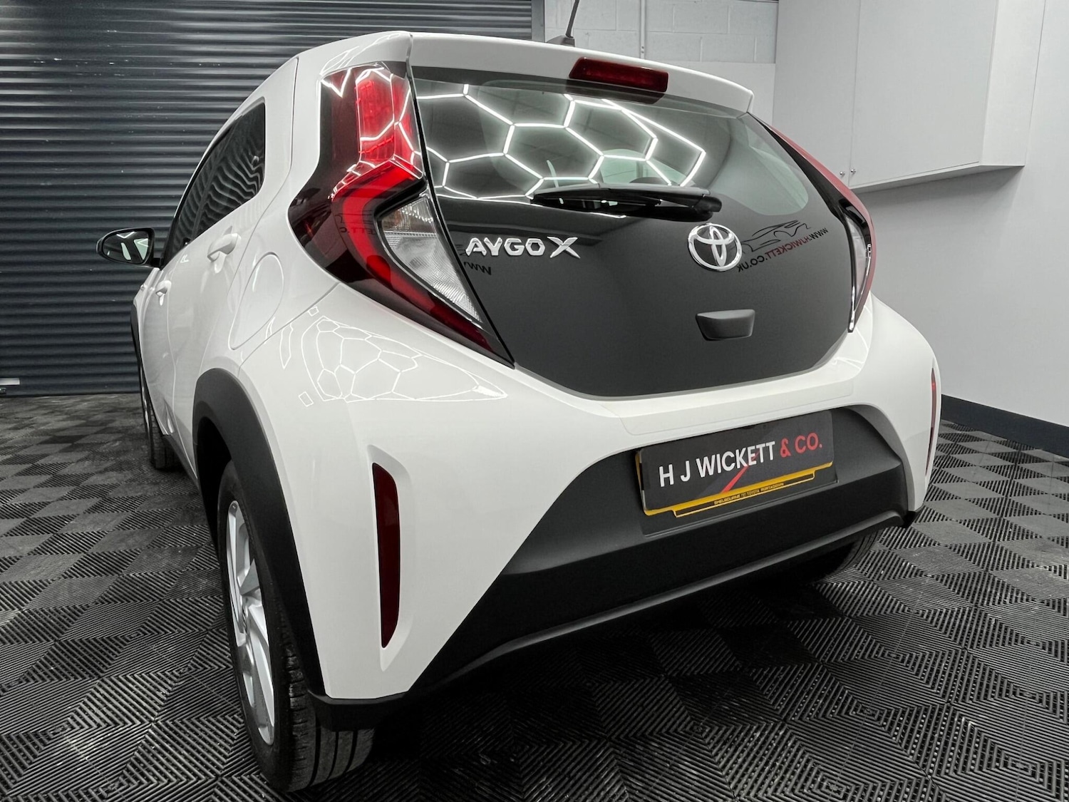 Used Toyota Aygo X 2023 for sale - 78007432: Photo 3