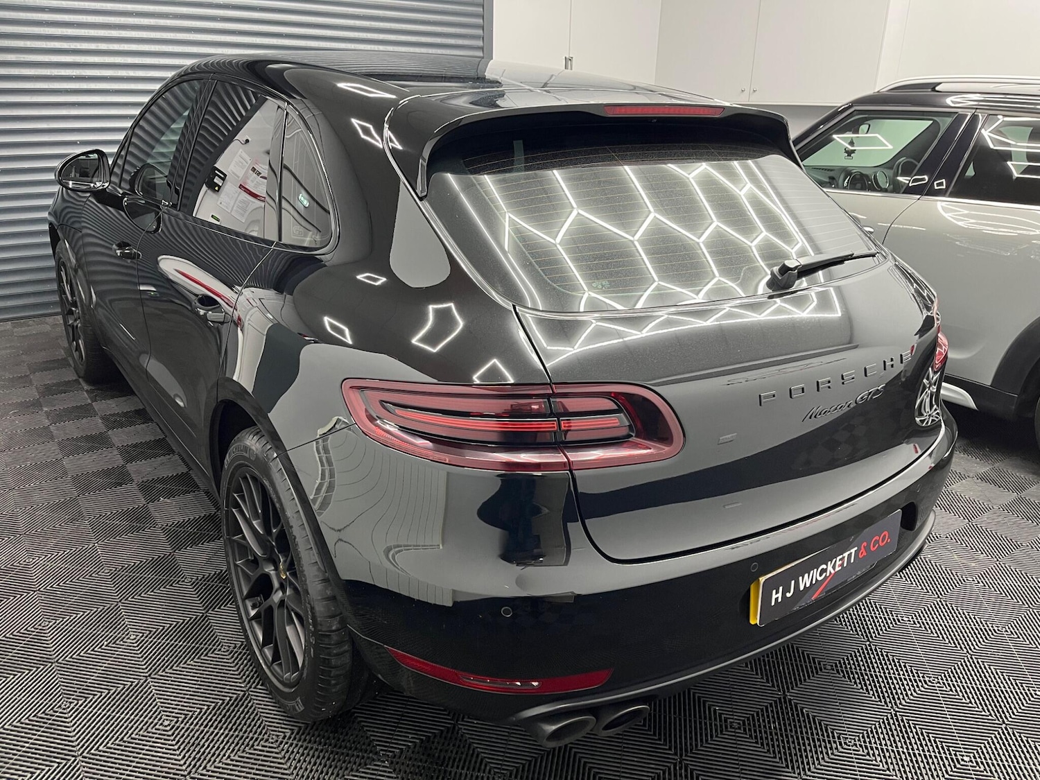 Used Porsche Macan for sale - 77156295: Photo 3