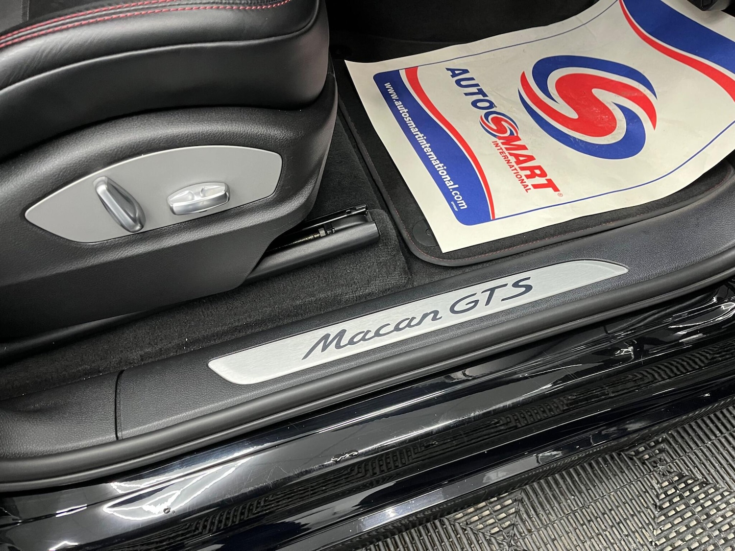 Used Porsche Macan for sale - 77156295: Photo 36