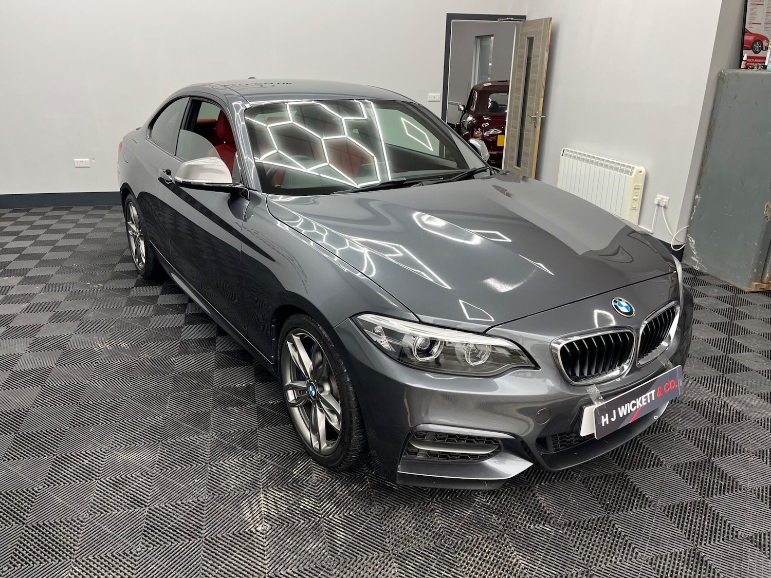 Used BMW 2 Series 2018 for sale - 77039903: Photo 2