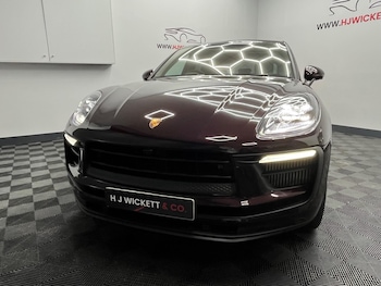 Used Porsche Macan 2023 for sale - 78573261: Photo