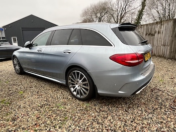 Used Mercedes-Benz C Class 2016 for sale - 77040803: Photo