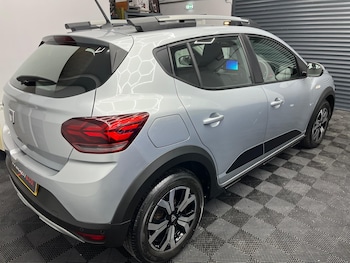 Used Dacia Sandero Stepway 2022 for sale - 76020343: Photo
