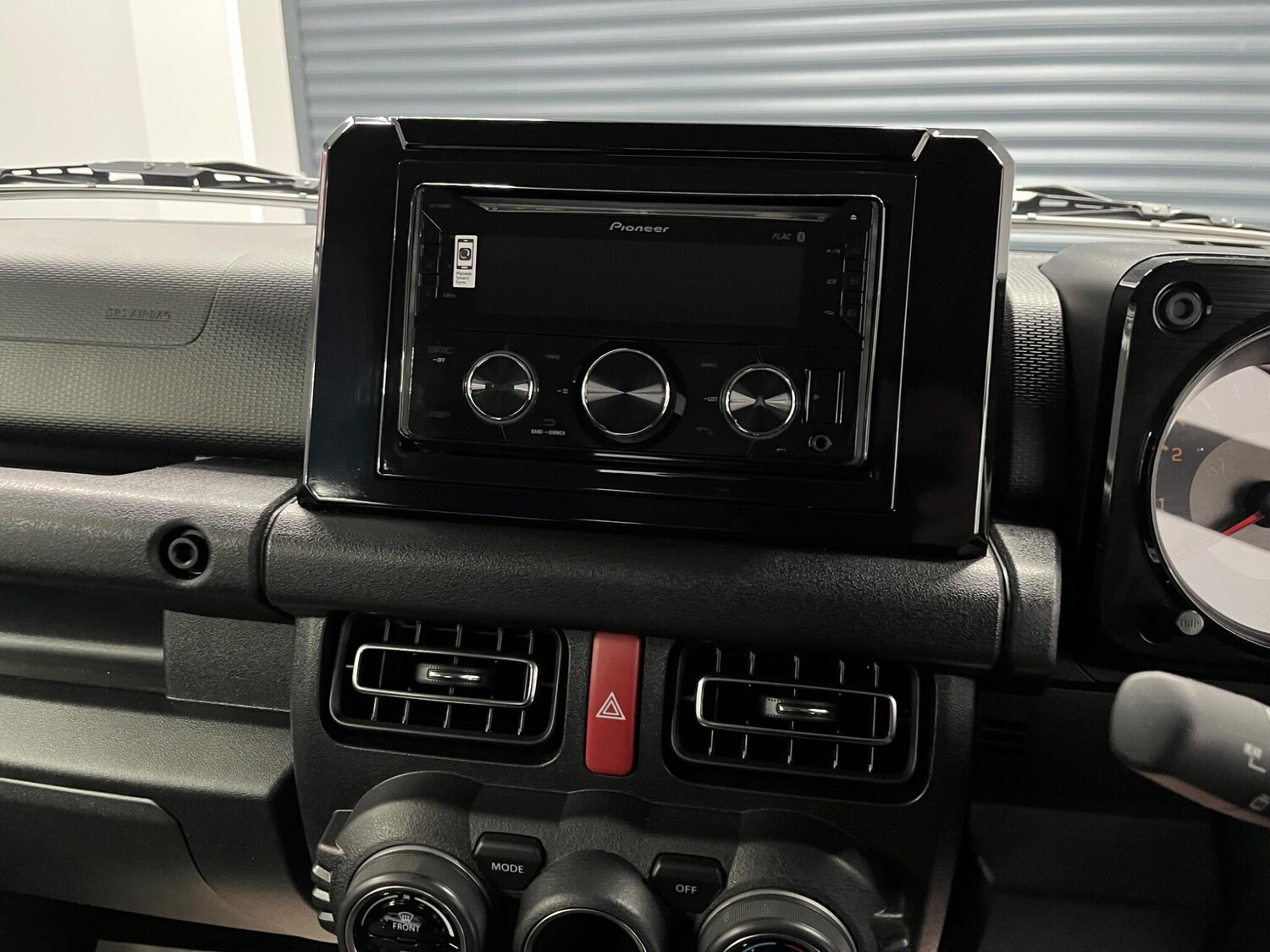 Used Suzuki Jimny for sale - 76976603: Photo 11