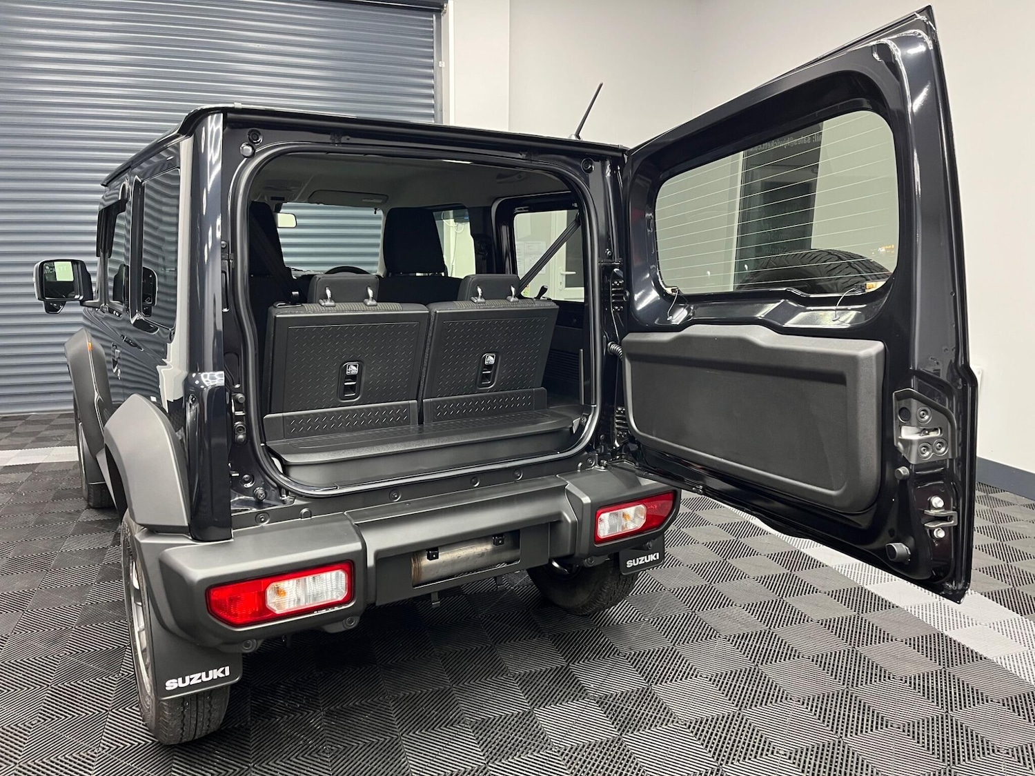 Used Suzuki Jimny for sale - 76976603: Photo 12