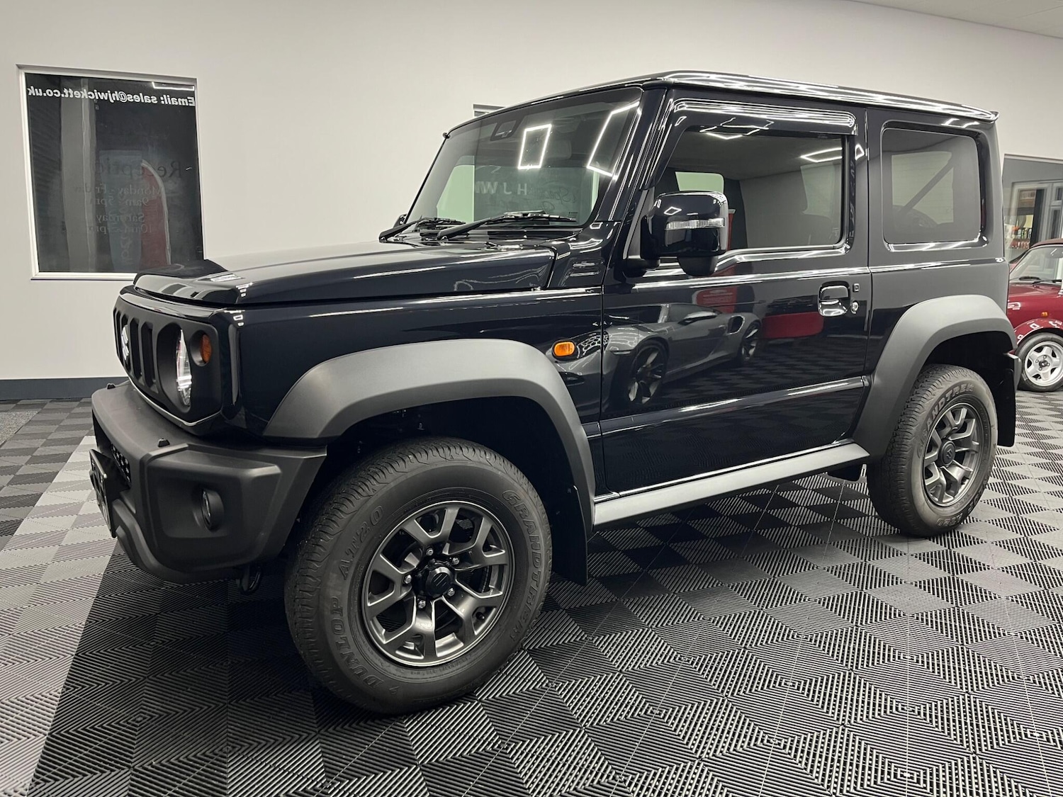 Used Suzuki Jimny for sale - 76976603: Photo 6