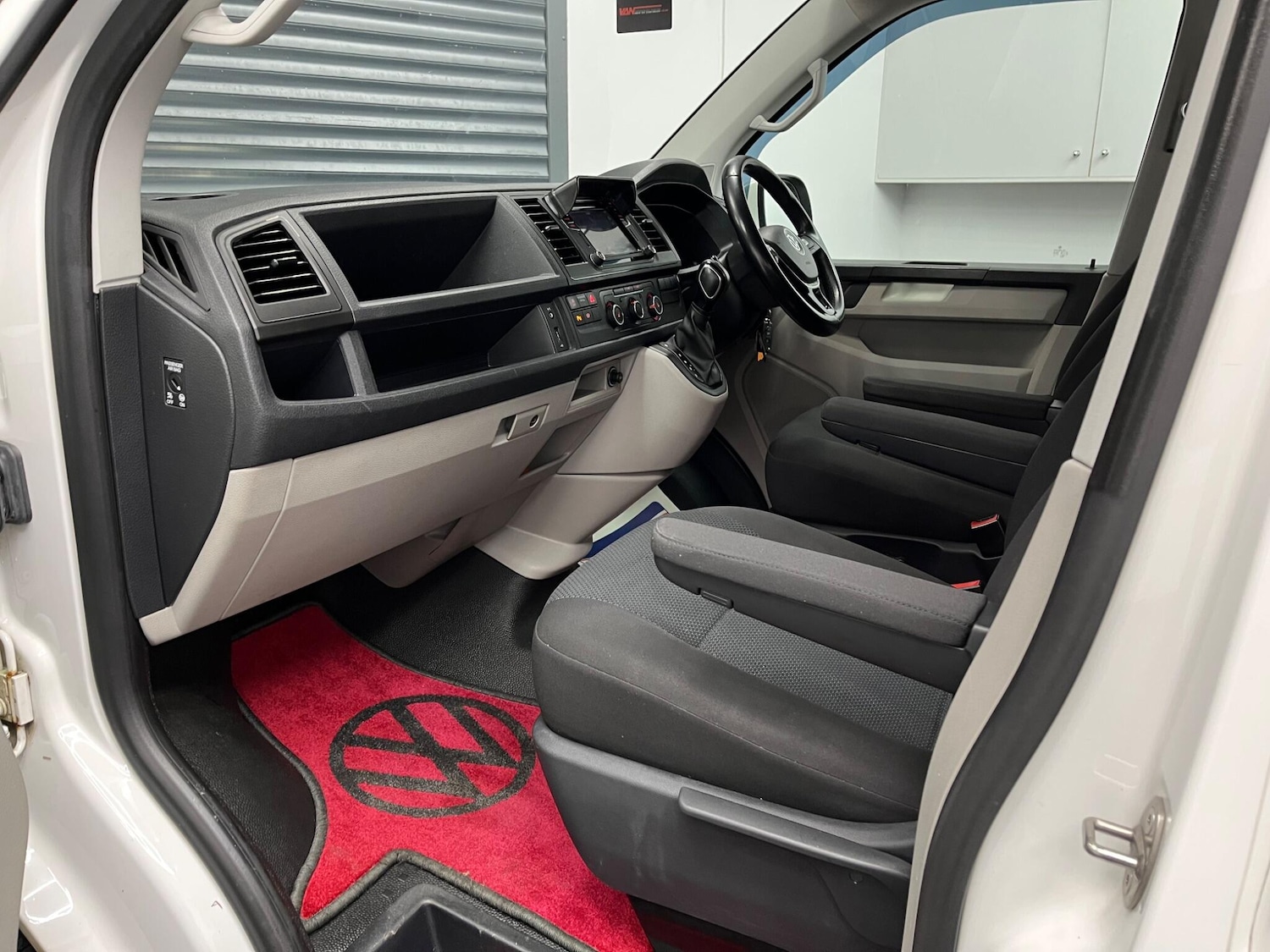 Used Volkswagen Transporter 2019 for sale - 77496634: Photo 15