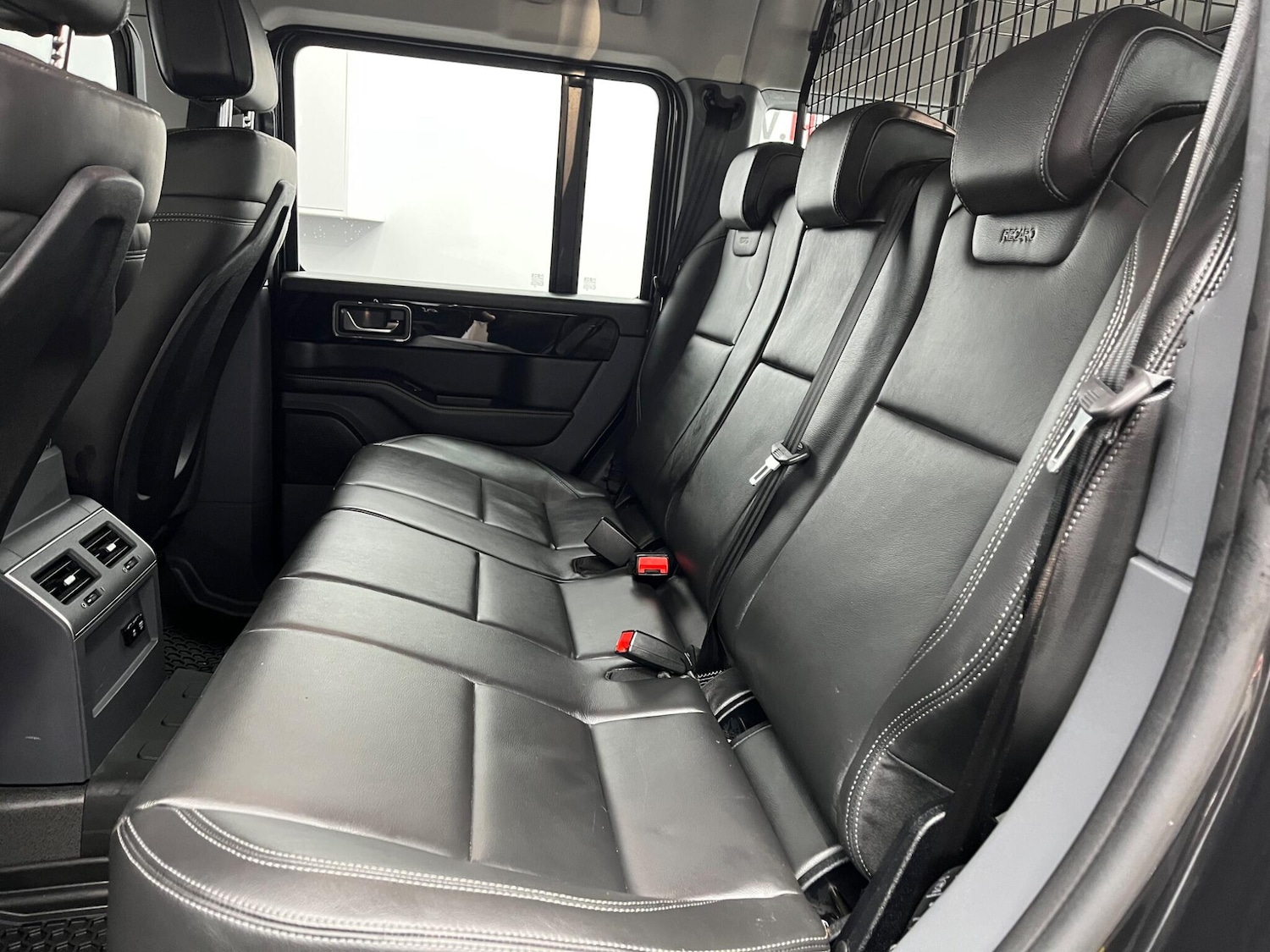 Used INEOS Grenadier 2023 for sale - 76522323: Photo 9