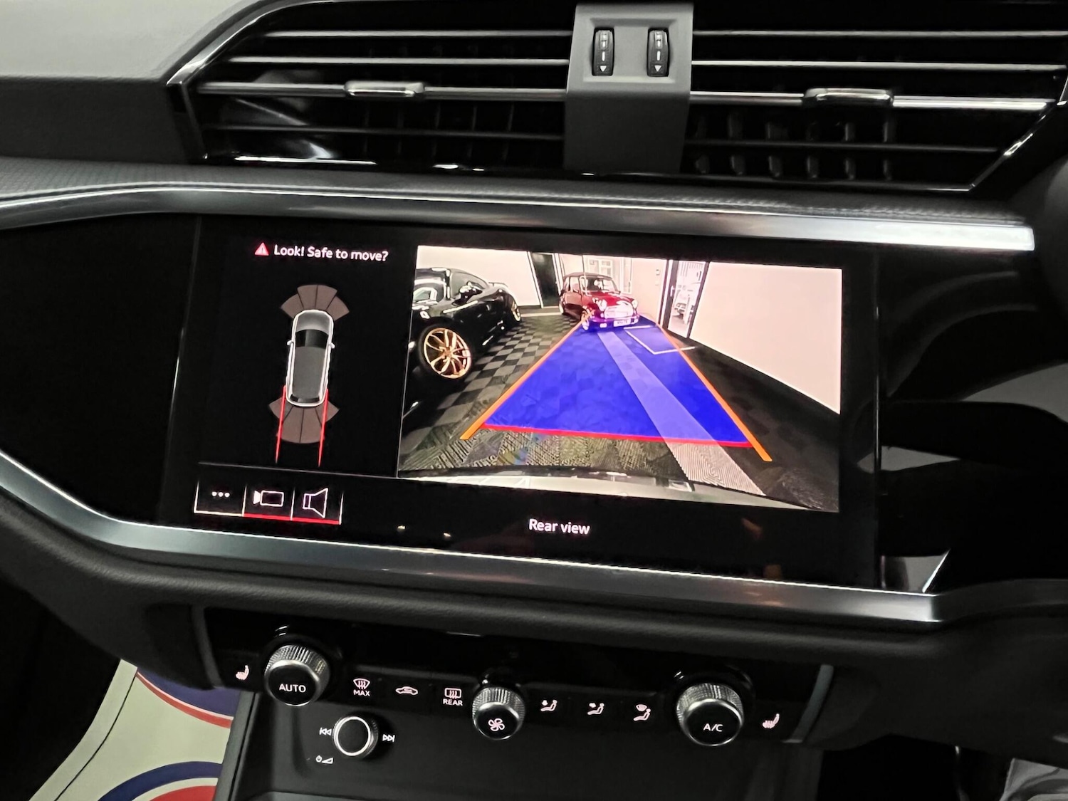 Used Audi Q3 2025 for sale - 76666800: Photo 14