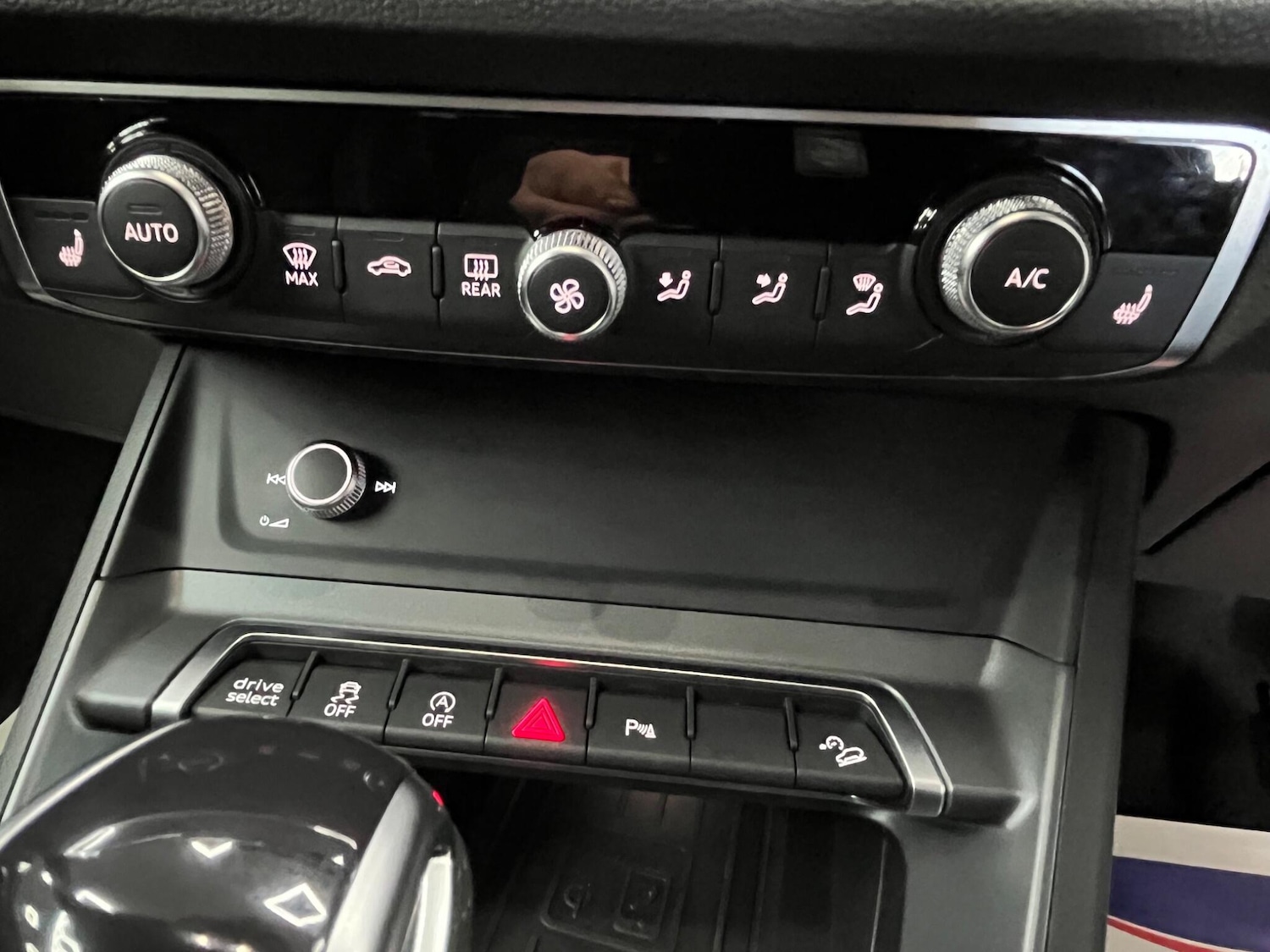 Used Audi Q3 2025 for sale - 76666800: Photo 25