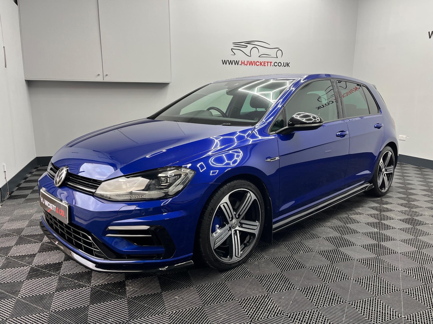 Used Volkswagen Golf 2020 for sale - 77215535: Photo 3