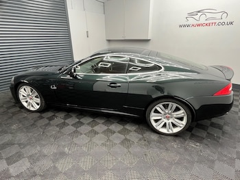 Used Jaguar XKR 2010 for sale - 76200433: Photo