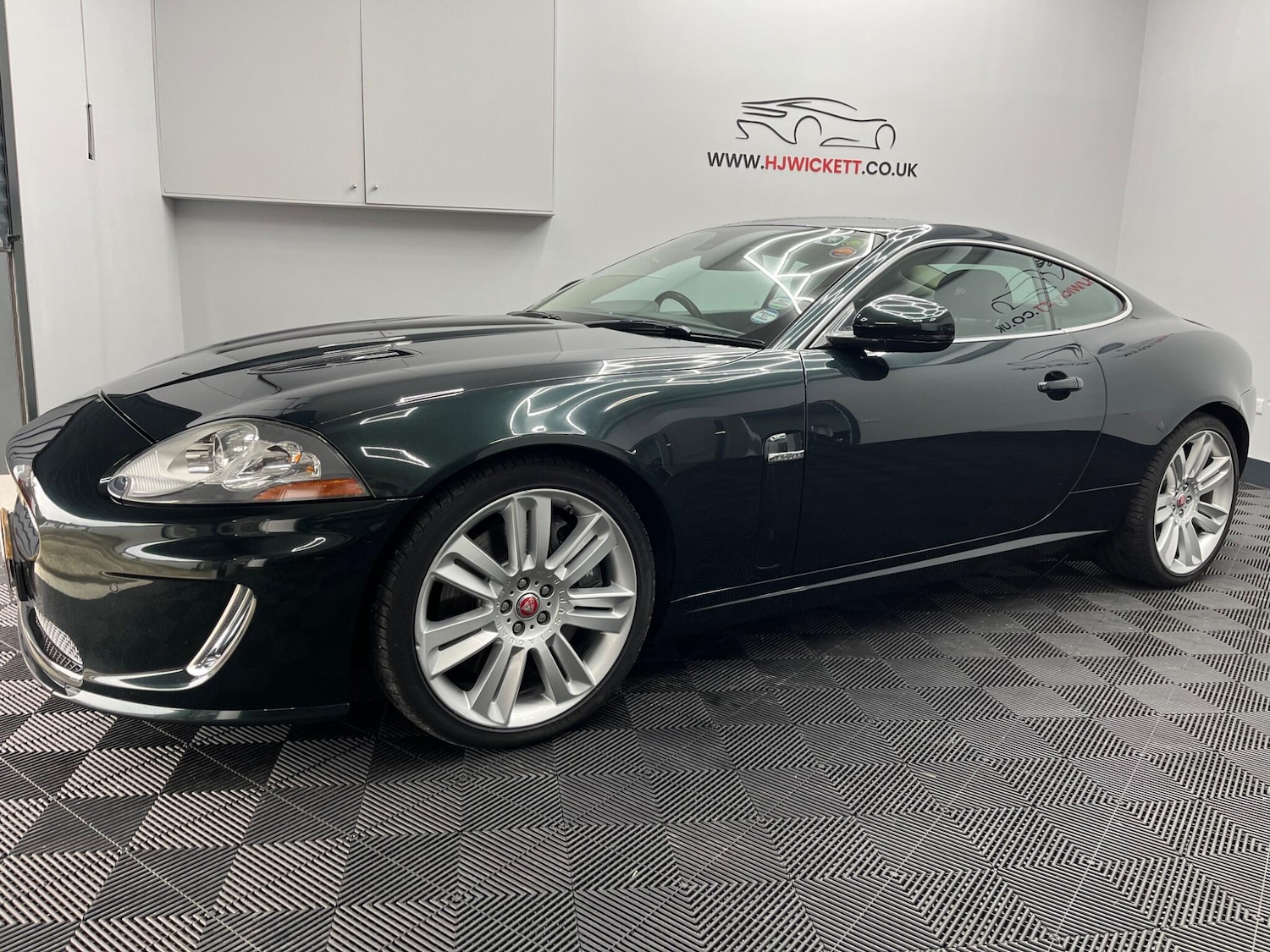 Used Jaguar XKR 2010 for sale - 76200433: Photo 9