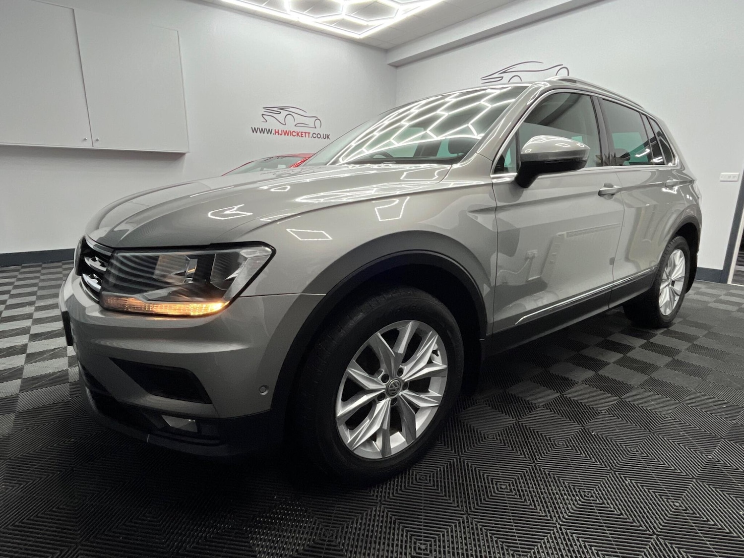 Used Volkswagen Tiguan 2019 for sale - 76824155: Photo 5