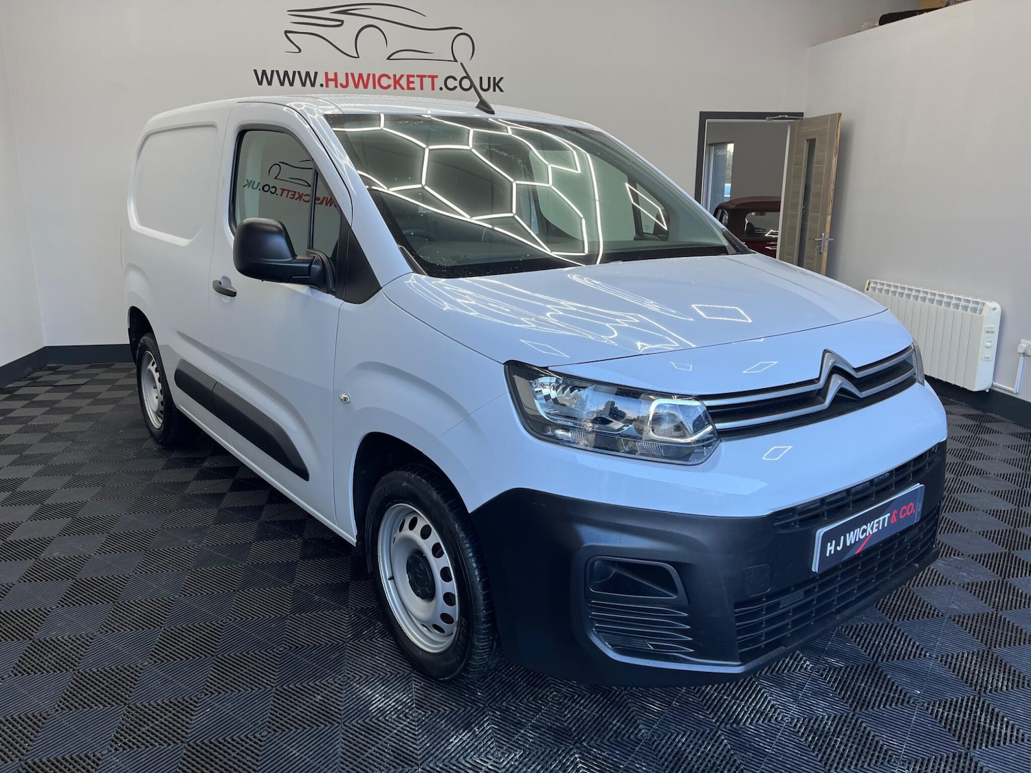 Used Citroen Berlingo 2023 for sale - 77424907: Photo 2