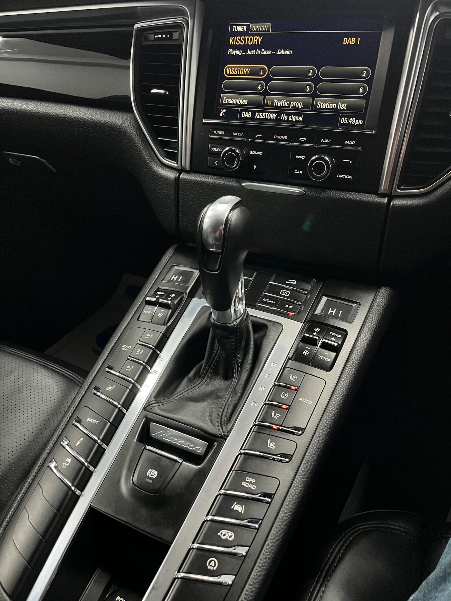 Used Porsche Macan 2015 for sale - 76226991: Photo 14