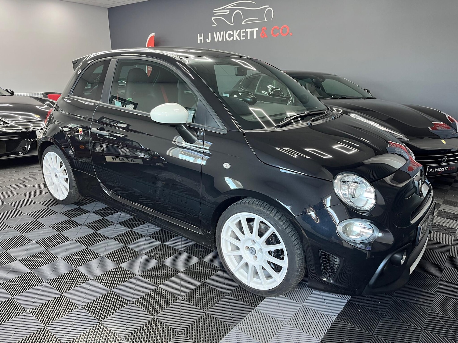 Used Abarth 695 2021 for sale - 76988977: Photo 6