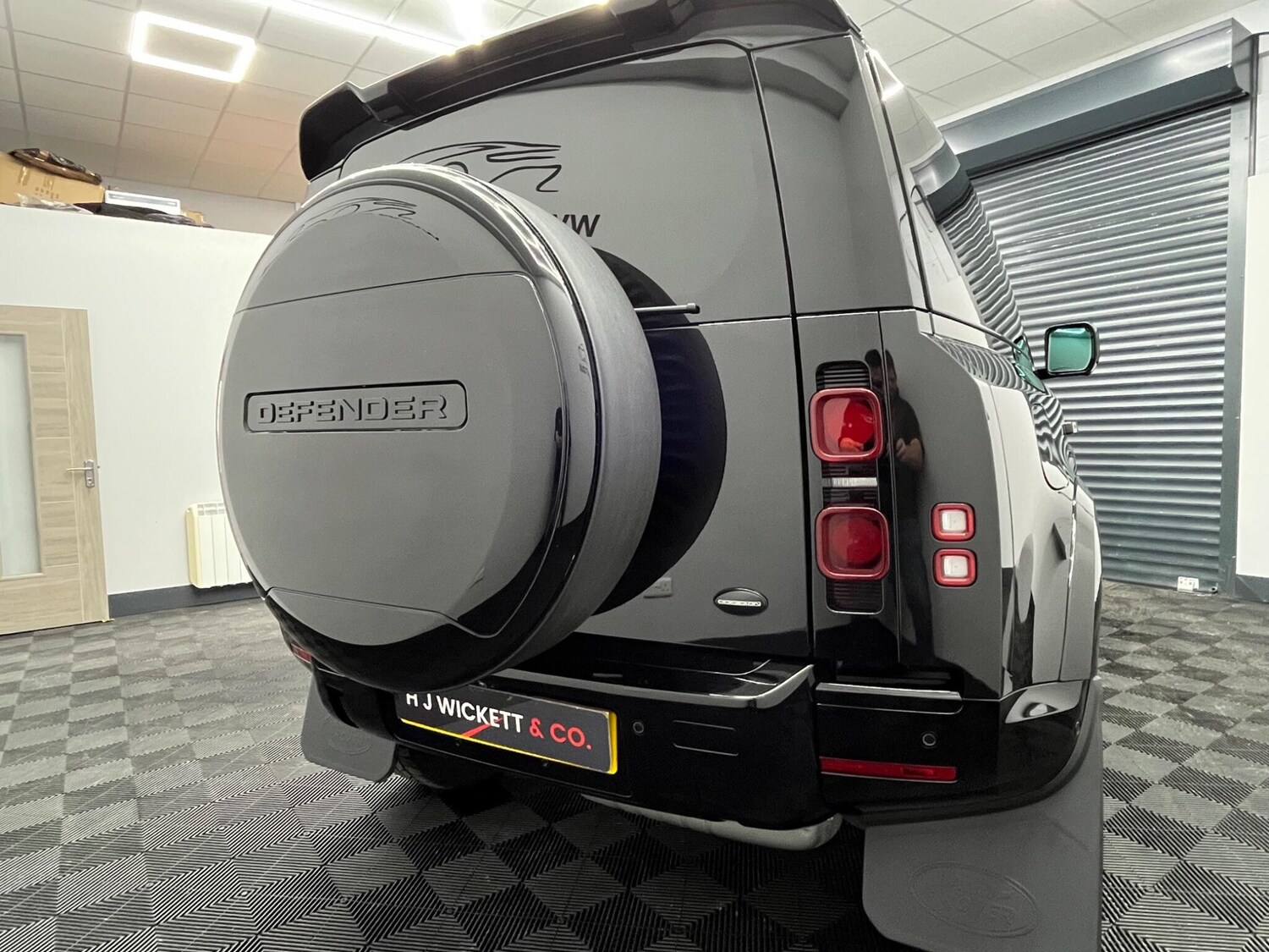 Used Land Rover Defender 2024 for sale - 78115305: Photo 34