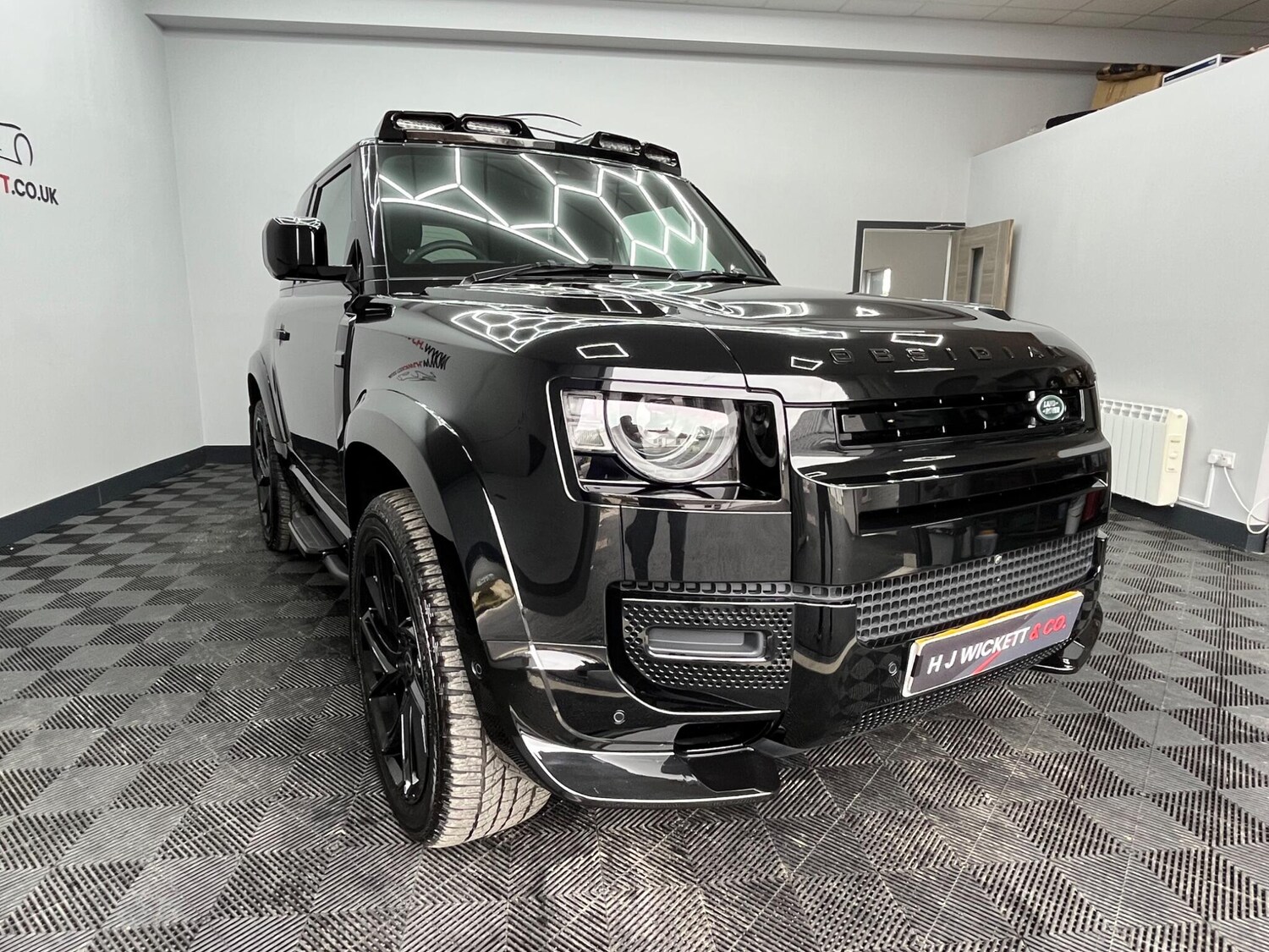 Used Land Rover Defender 2024 for sale - 78115305: Photo 6