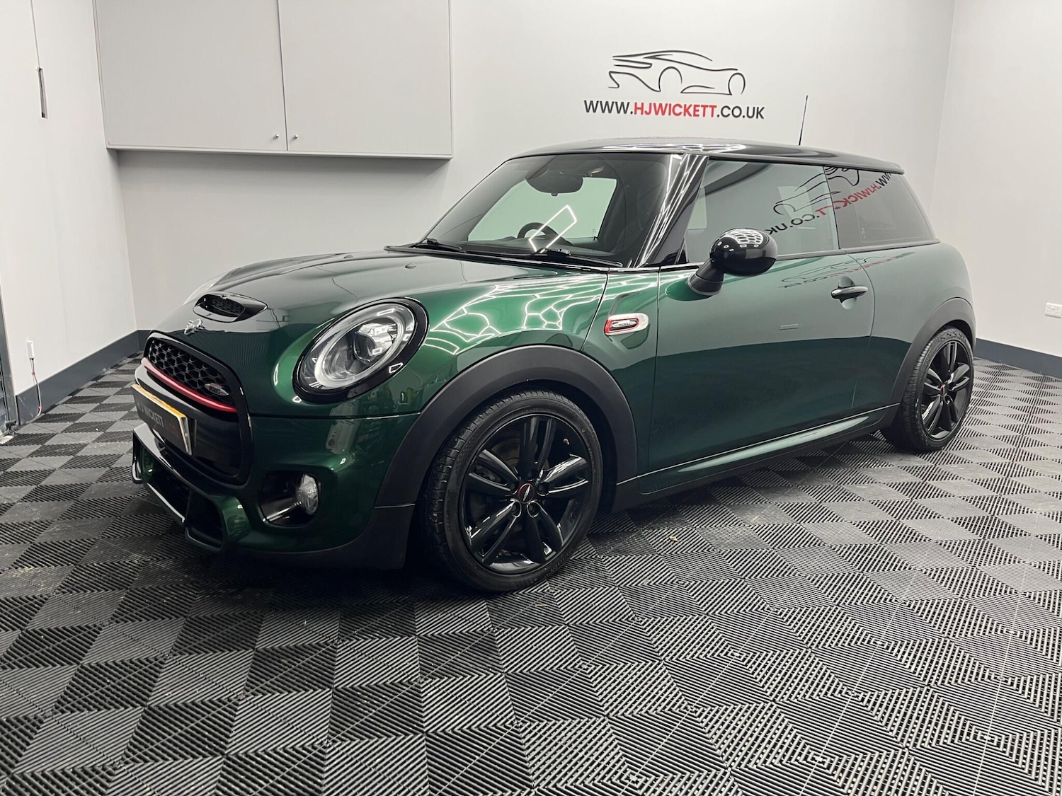 Used MINI Hatch 2018 for sale - 76781710: Photo 1