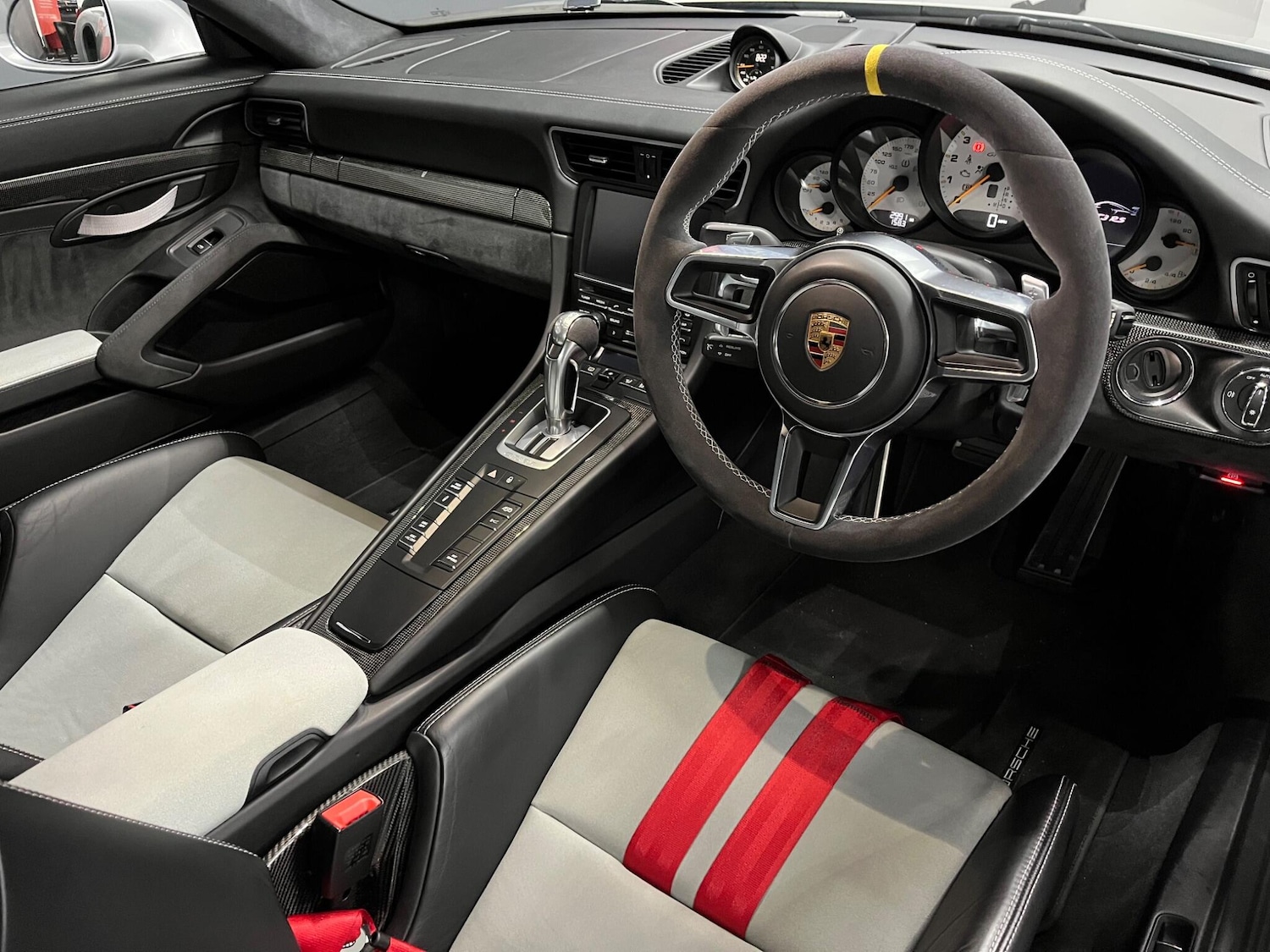 Used Porsche 911 for sale - 78148333: Photo 11