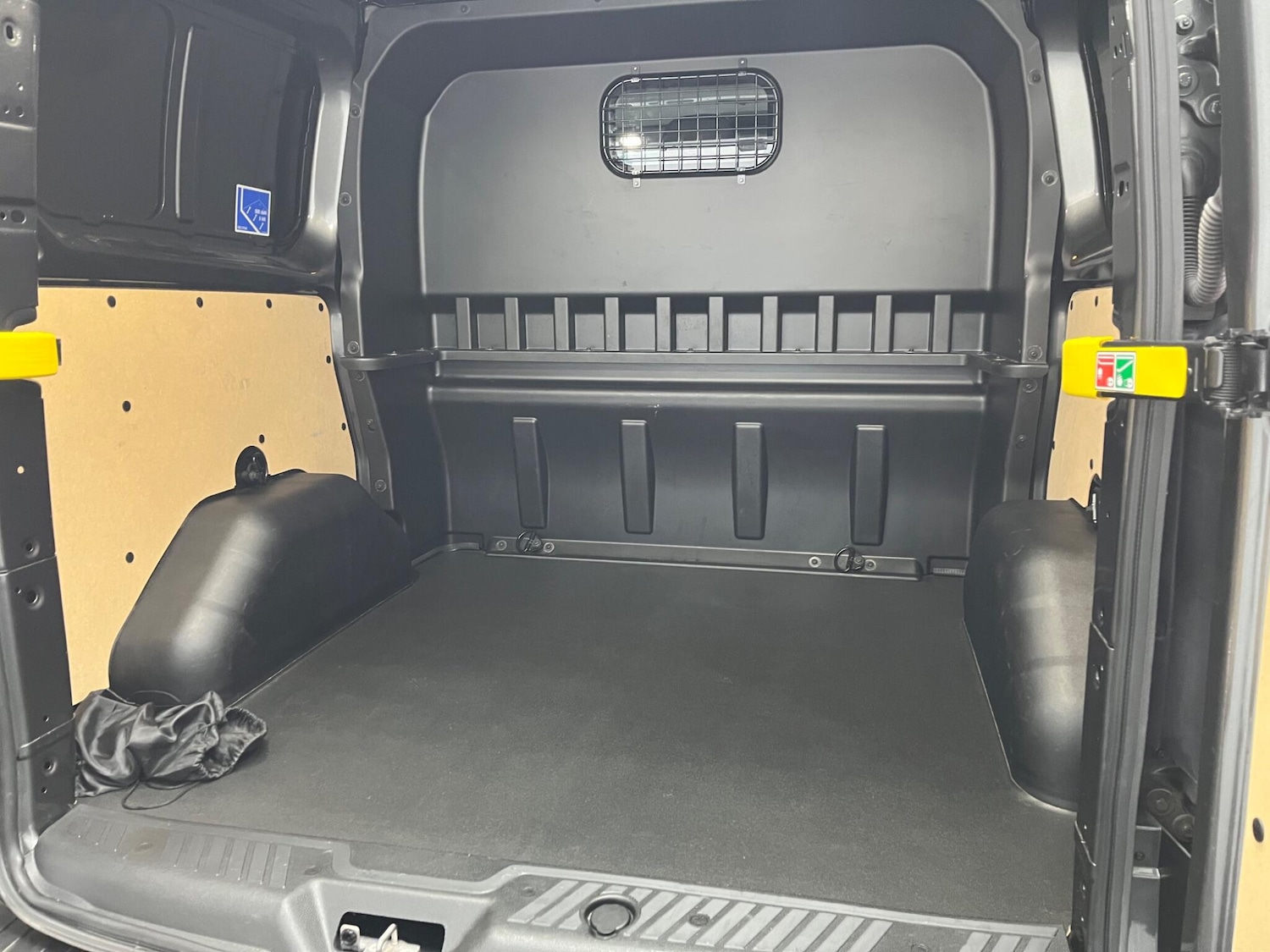 Used Ford Transit Custom 2023 for sale - 76151742: Photo 16