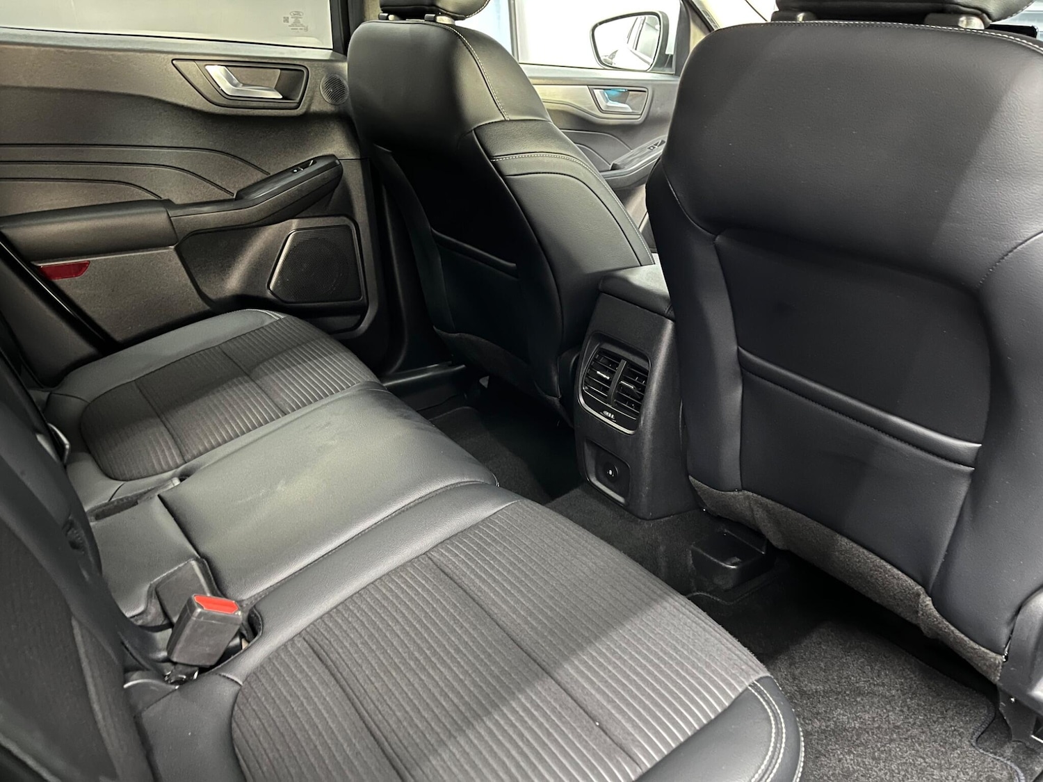 Used Ford Kuga 2023 for sale - 76432733: Photo 12