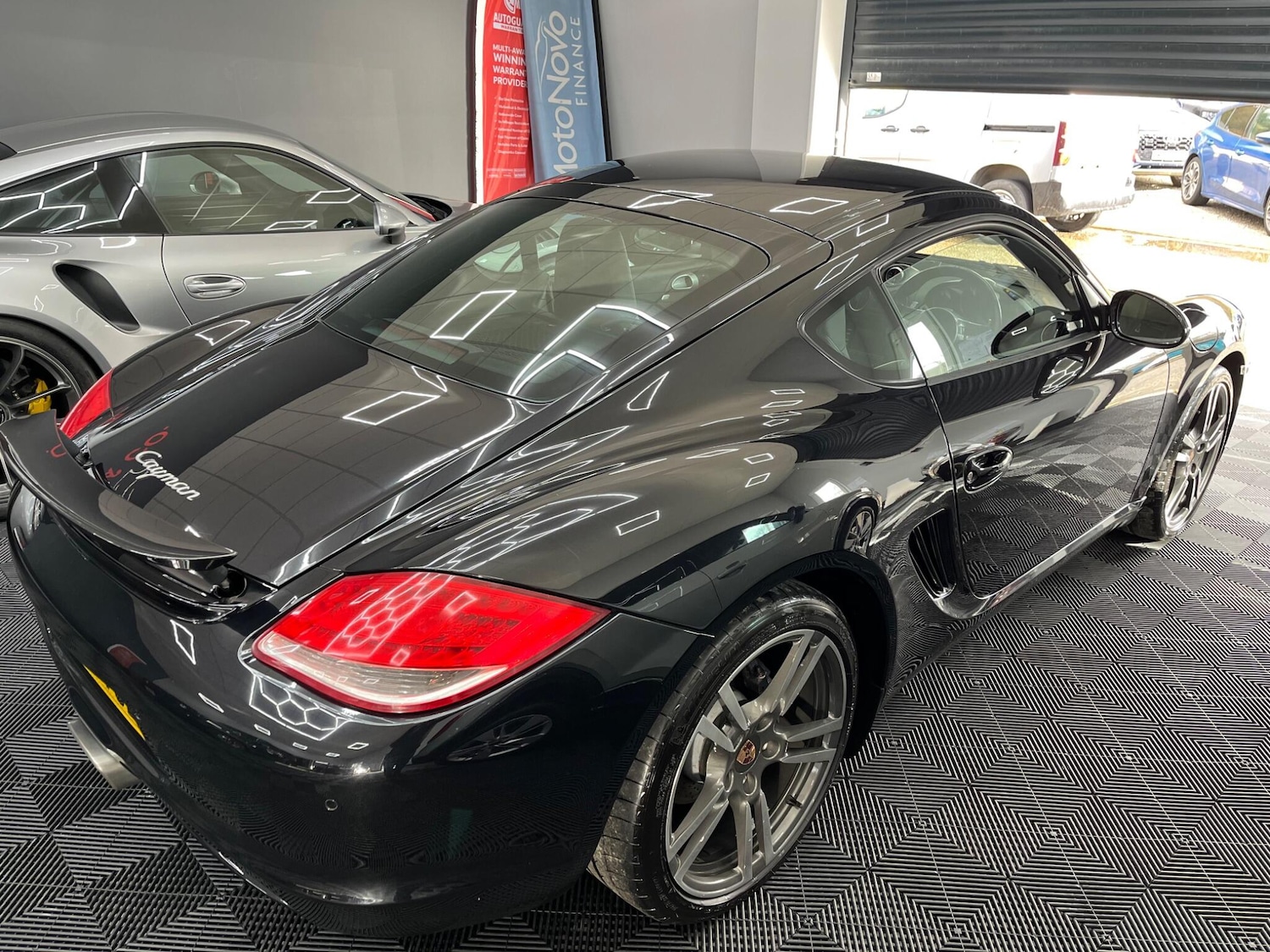 Used Porsche Cayman 2012 for sale - 77882559: Photo 4
