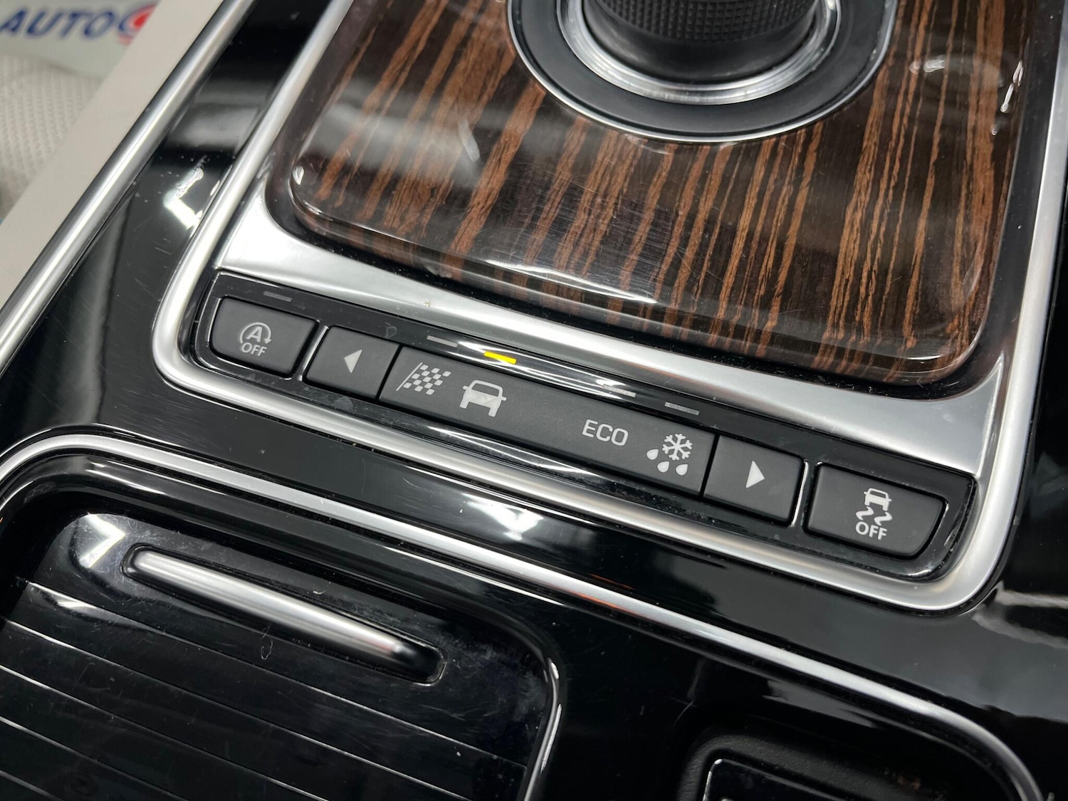 Used Jaguar XF 2018 for sale - 77067104: Photo 12