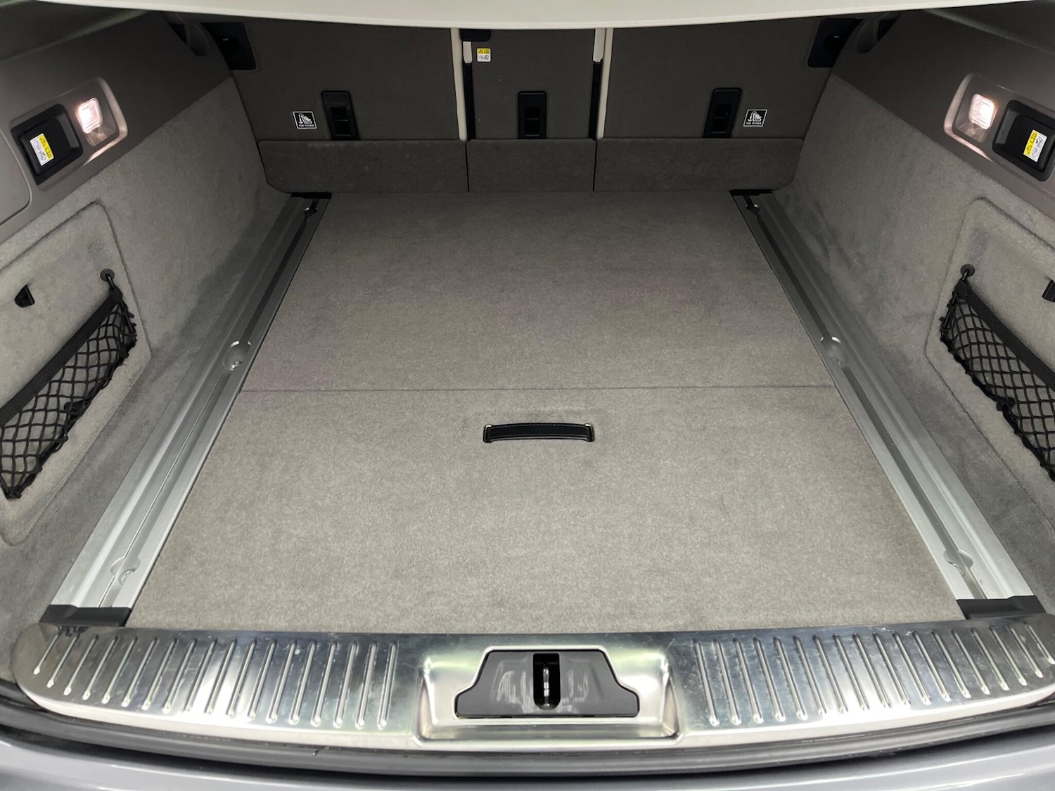 Used Jaguar XF 2018 for sale - 77067104: Photo 15