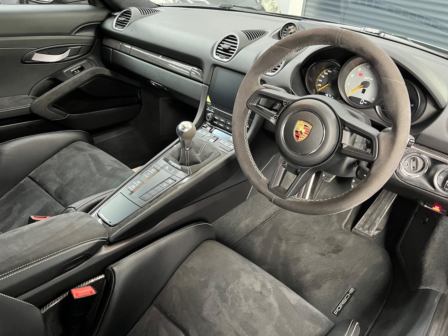 Used Porsche Cayman 2020 for sale - 76865123: Photo 10