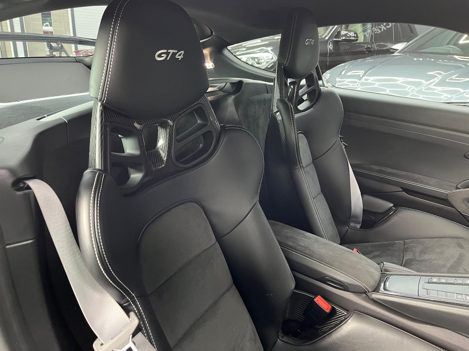 Used Porsche Cayman 2020 for sale - 76865123: Photo 12