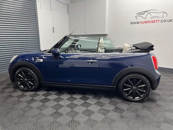 Used MINI Convertible 2017 for sale - 79847856: Photo