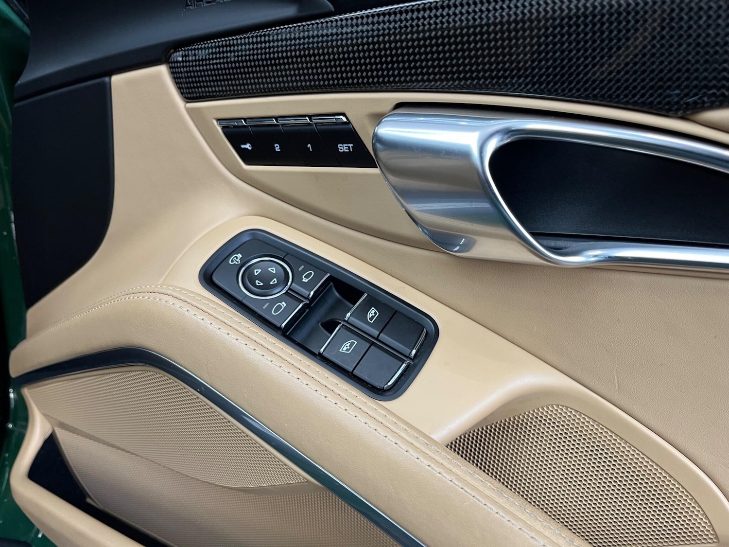 Used Porsche 911 2018 for sale - 77892481: Photo 15