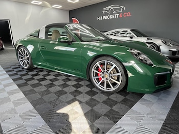 2018 (18) - GTS 2dr PDK