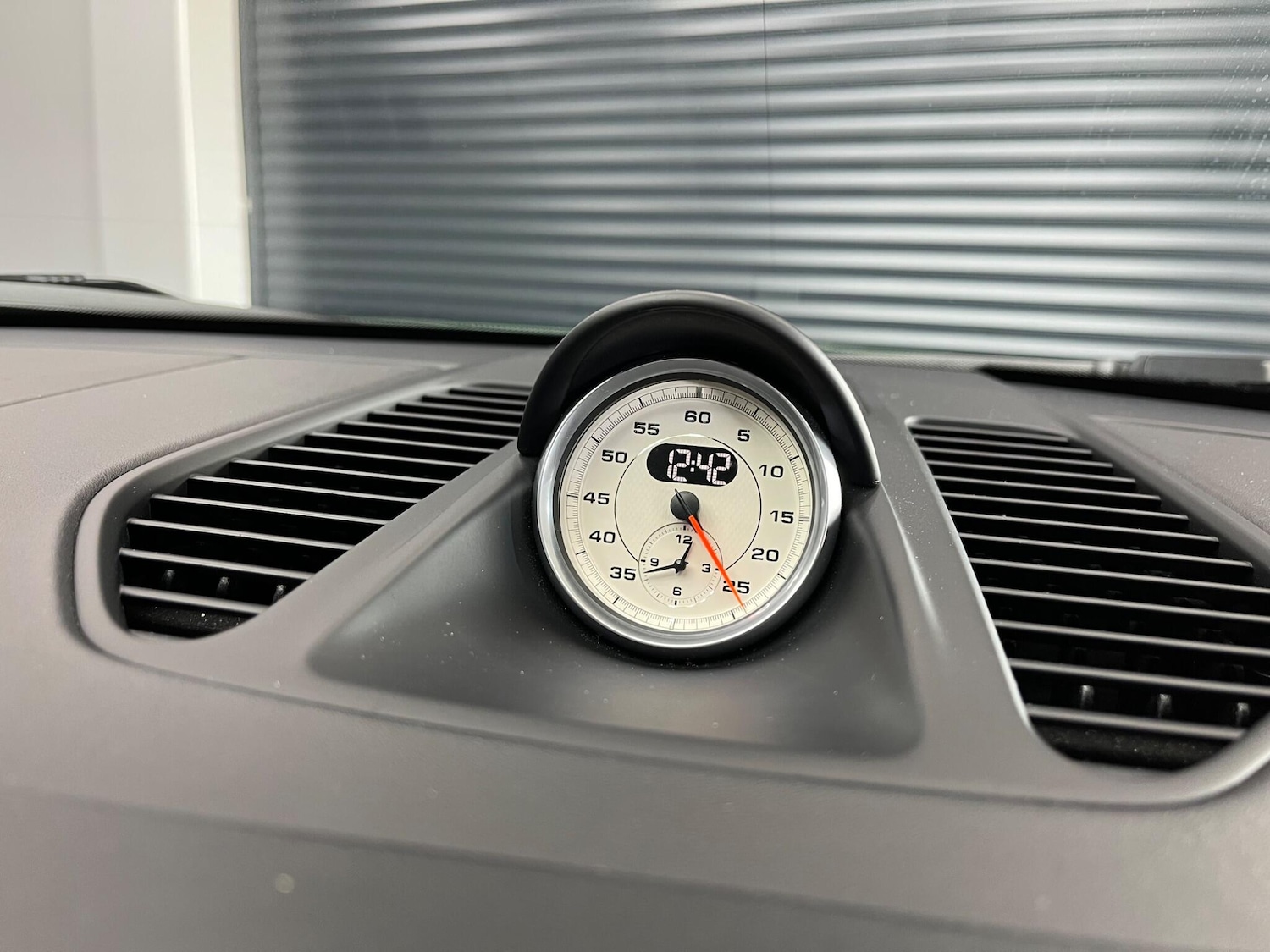 Used Porsche 911 2018 for sale - 77892481: Photo 24