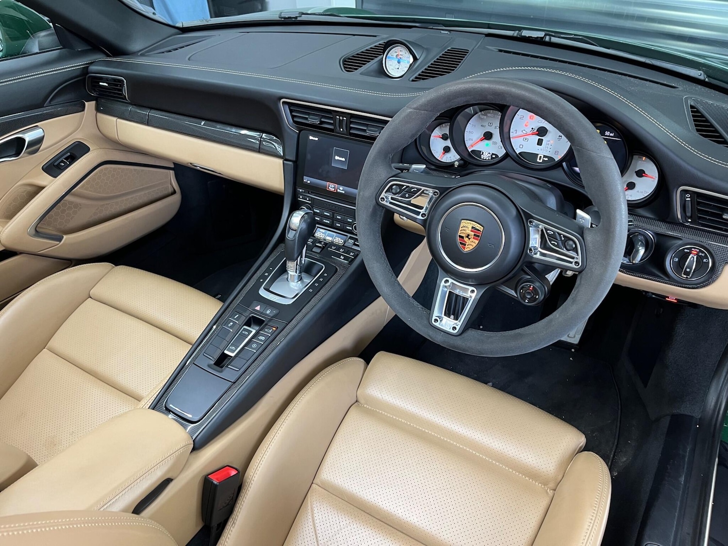 Used Porsche 911 2018 for sale - 77892481: Photo 26