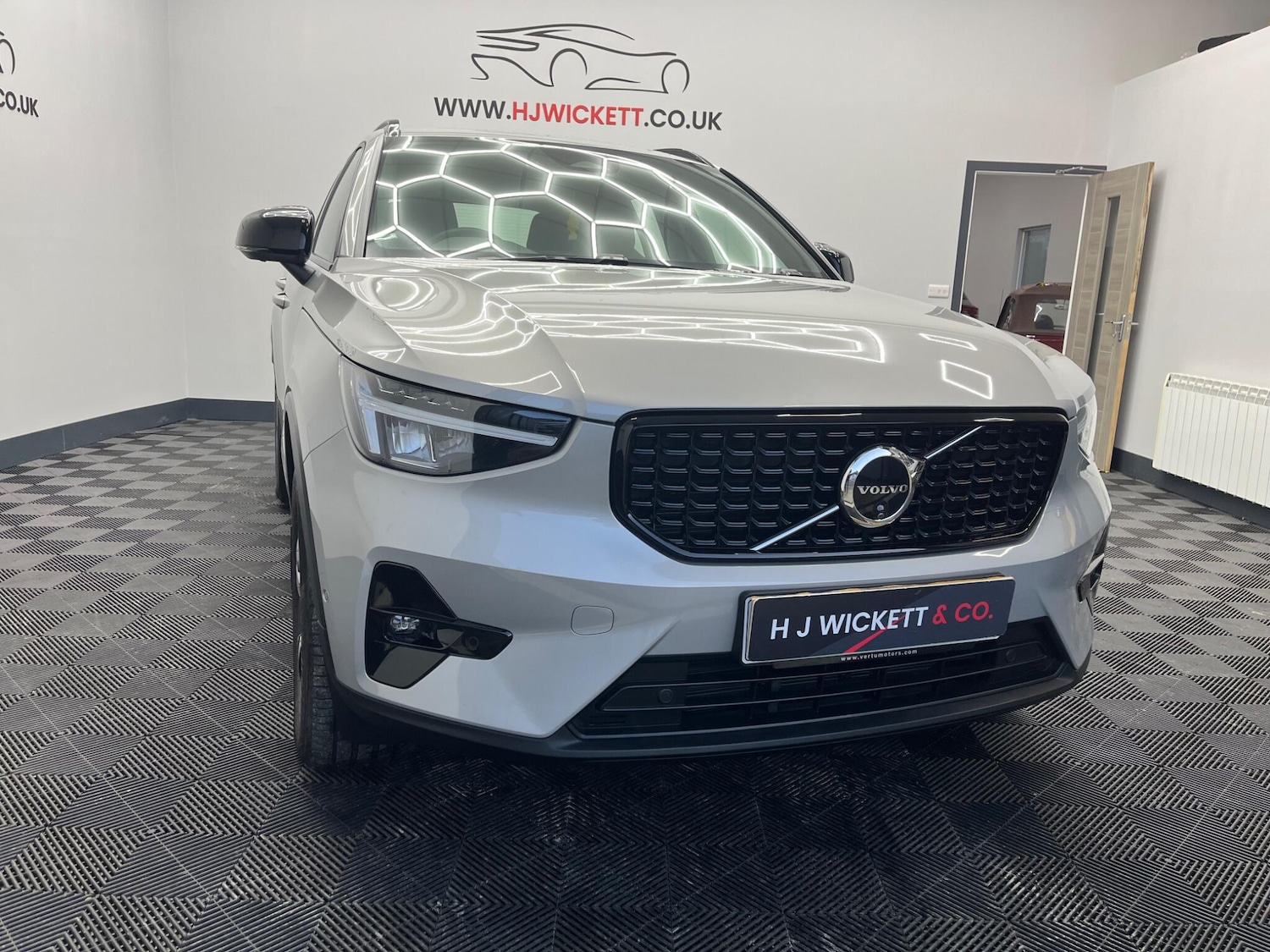 Used Volvo XC40 2023 for sale - 77658465: Photo 6