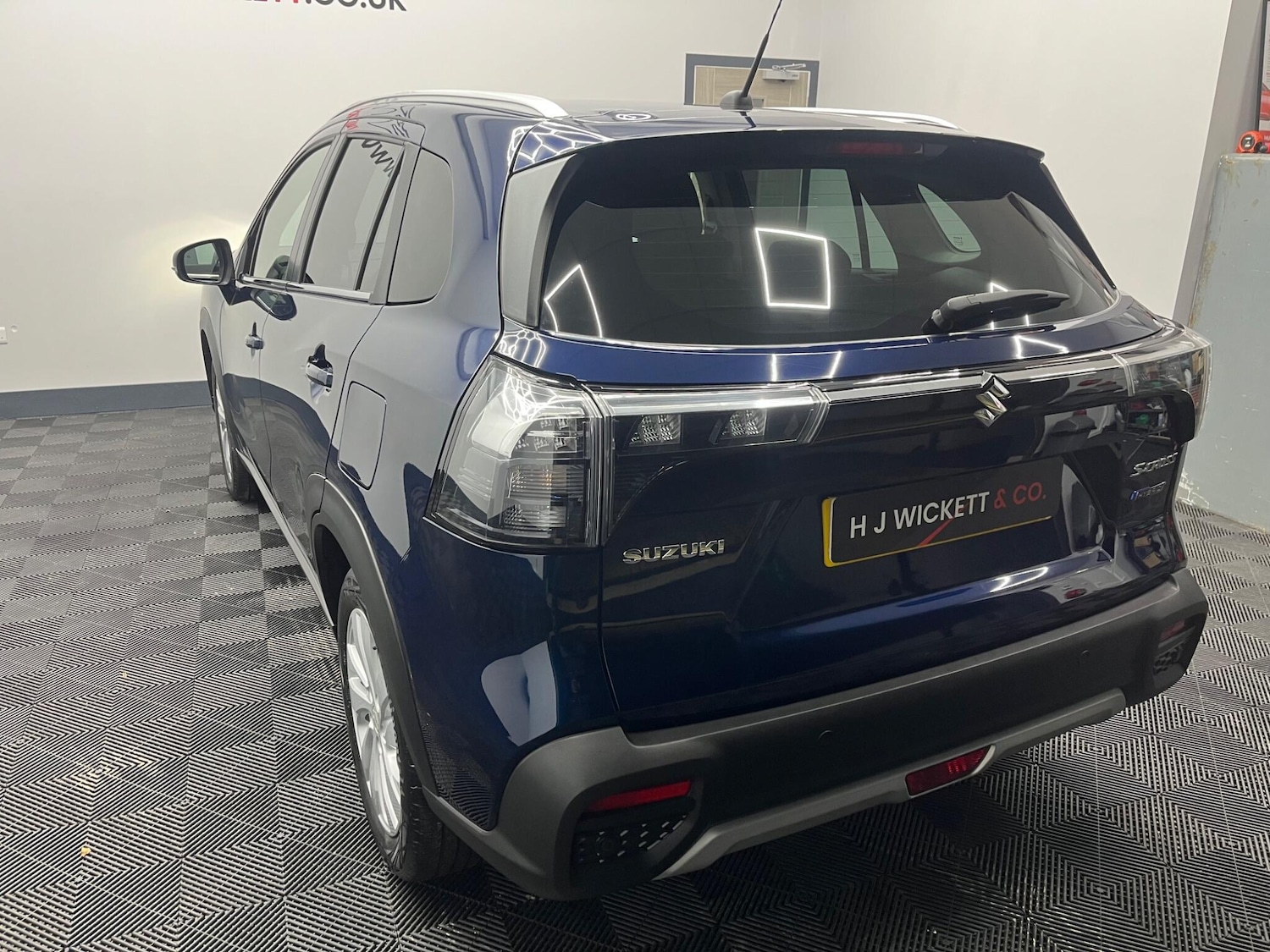 Used Suzuki SX4 S-Cross 2023 for sale - 76551040: Photo 4