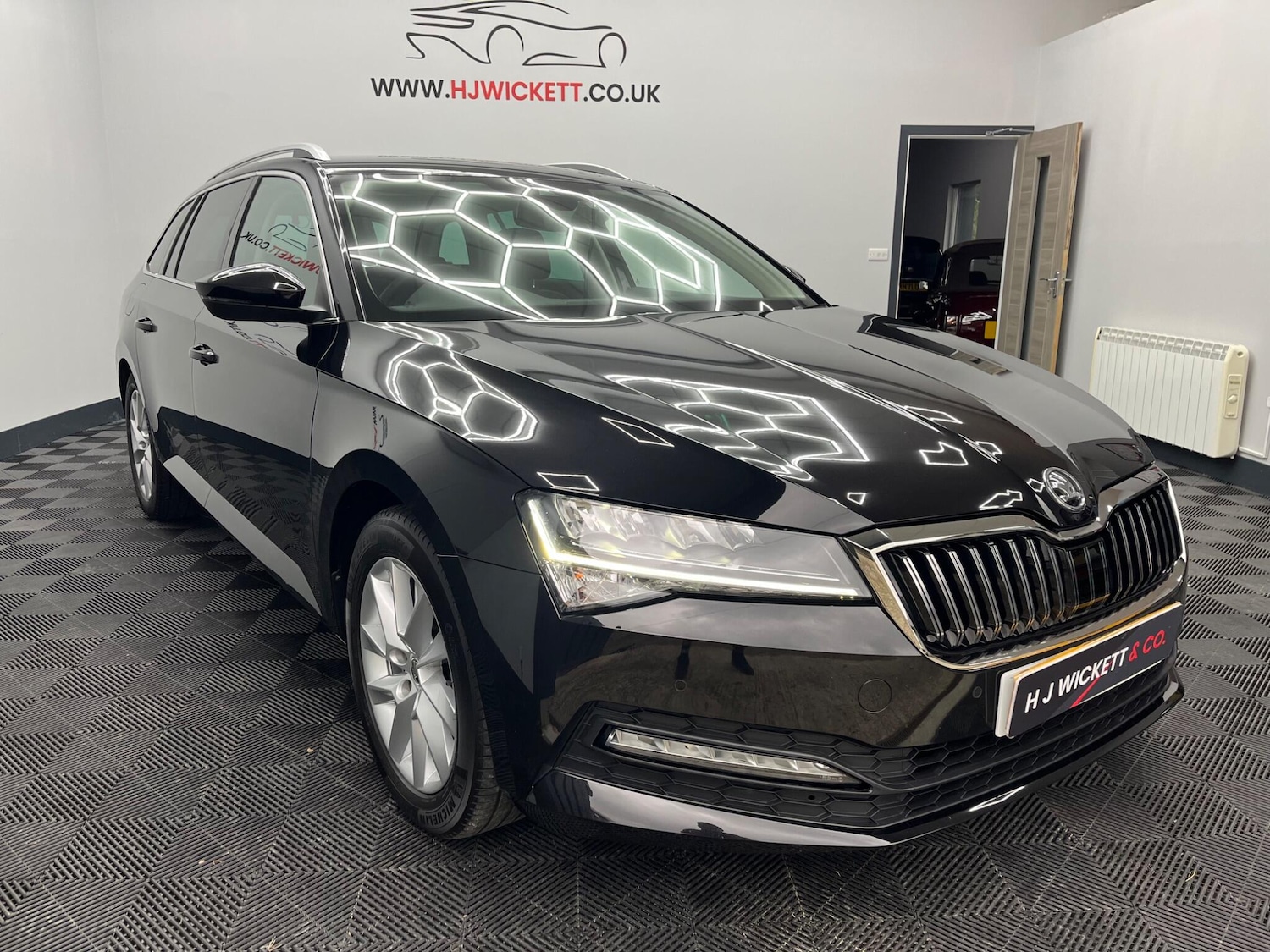 Used Skoda Superb 2024 for sale - 76151865: Photo 1