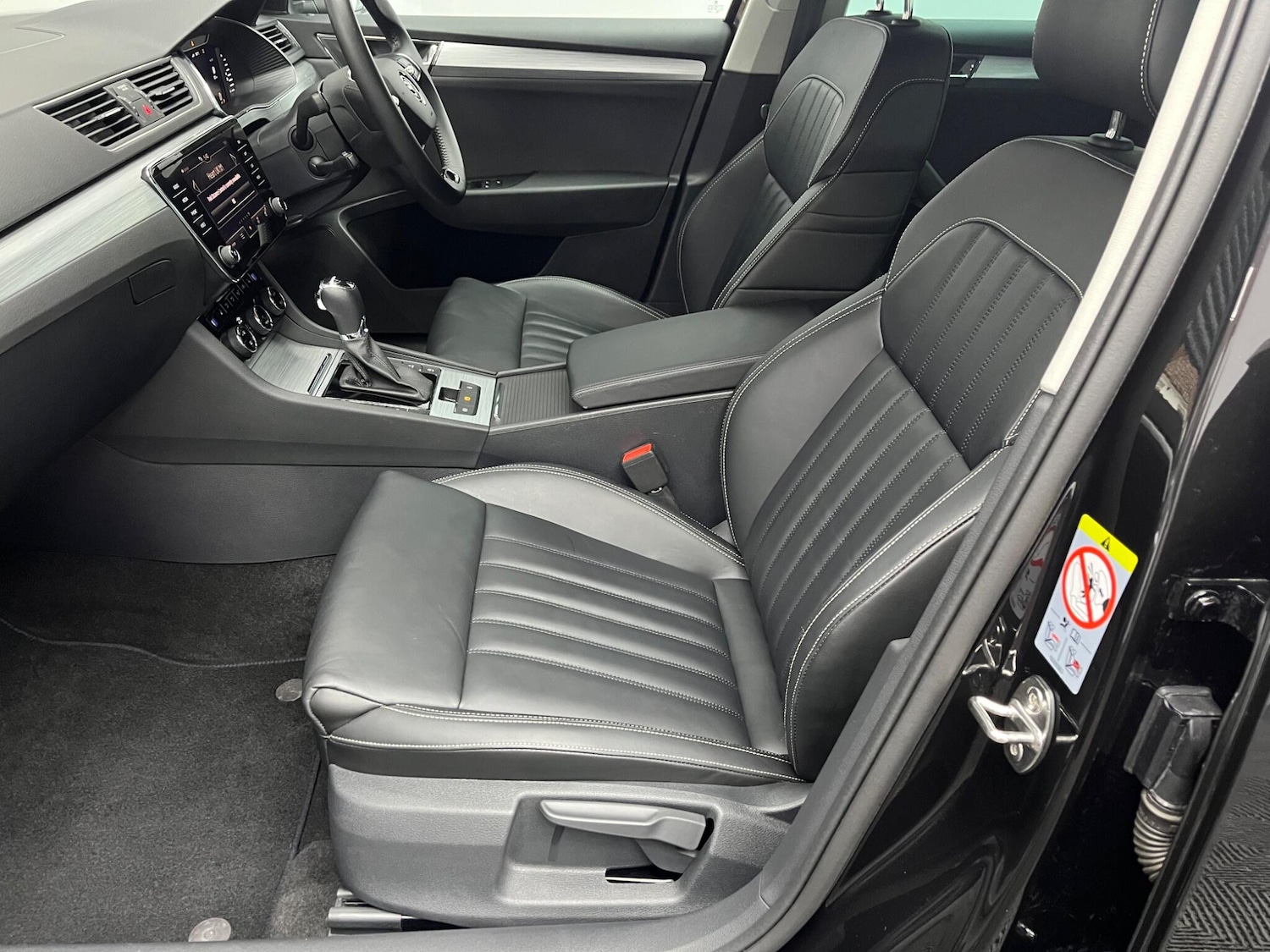 Used Skoda Superb 2024 for sale - 76151865: Photo 21