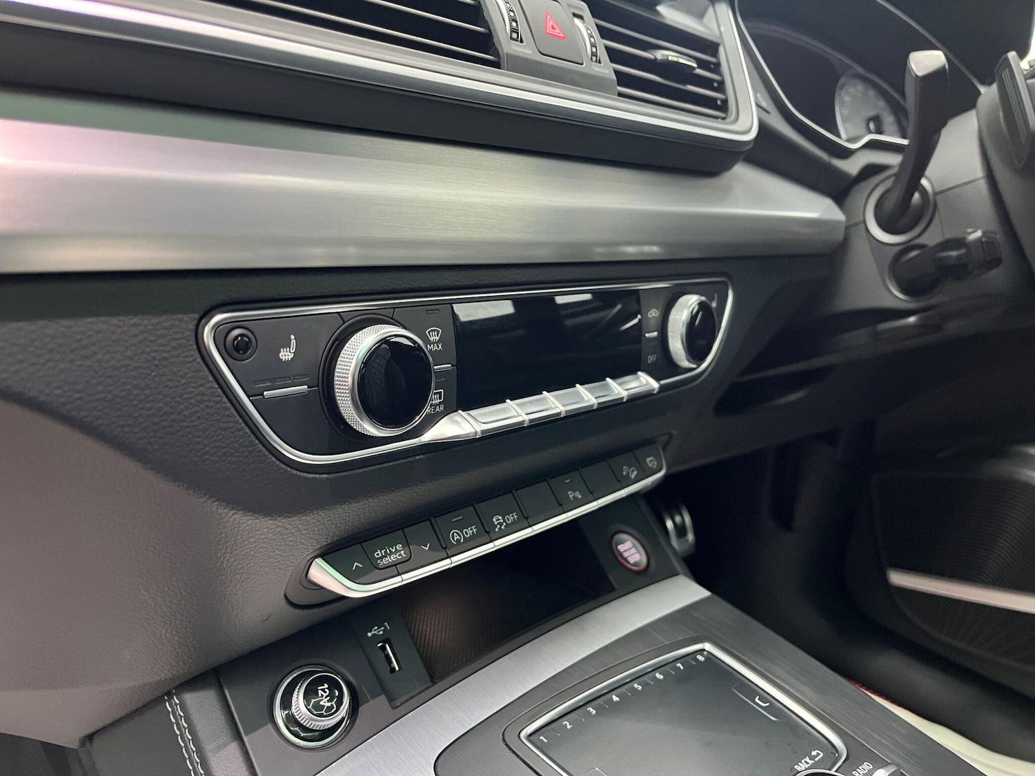 Used Audi SQ5 for sale - 76499869: Photo 24