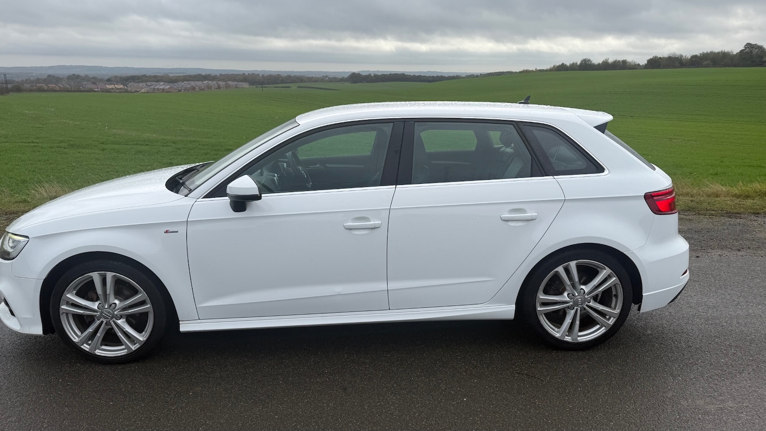 Used Audi A3 2016 for sale - 76553891: Photo 4